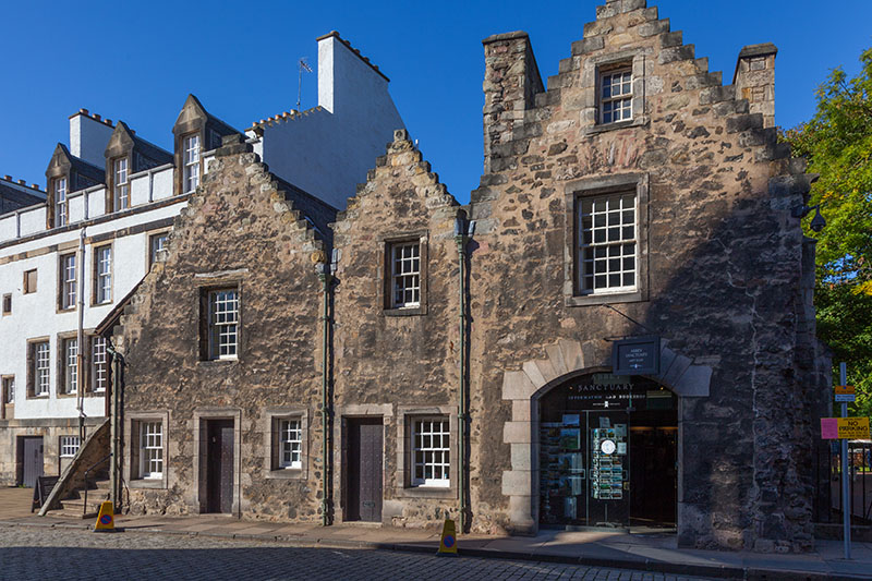 Nettes Häuschen neben dem Holyrood Palace