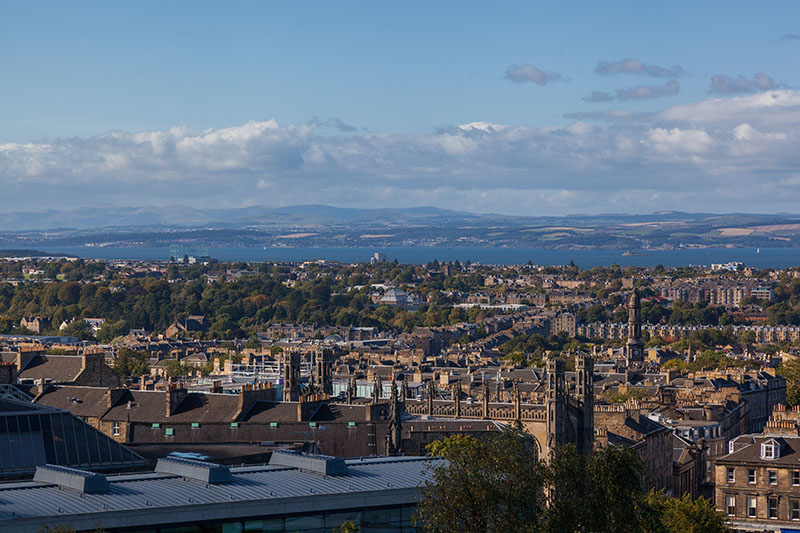 ... kann man bis zum Firth of Forth schauen