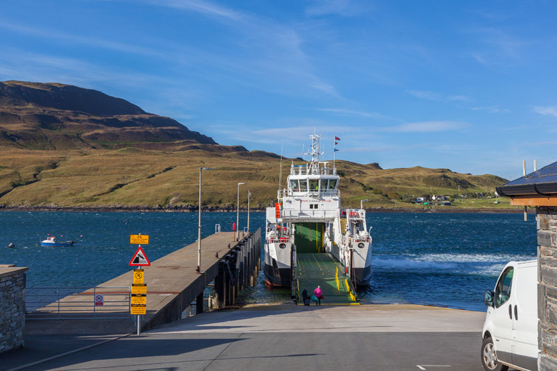 Im Hafen von Sconser, hier setzen wir nach Raasay über