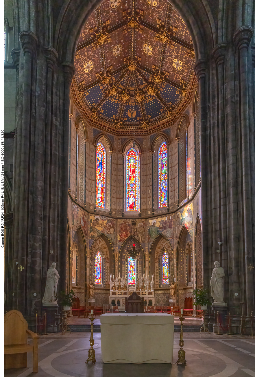 Black Abbey von innen