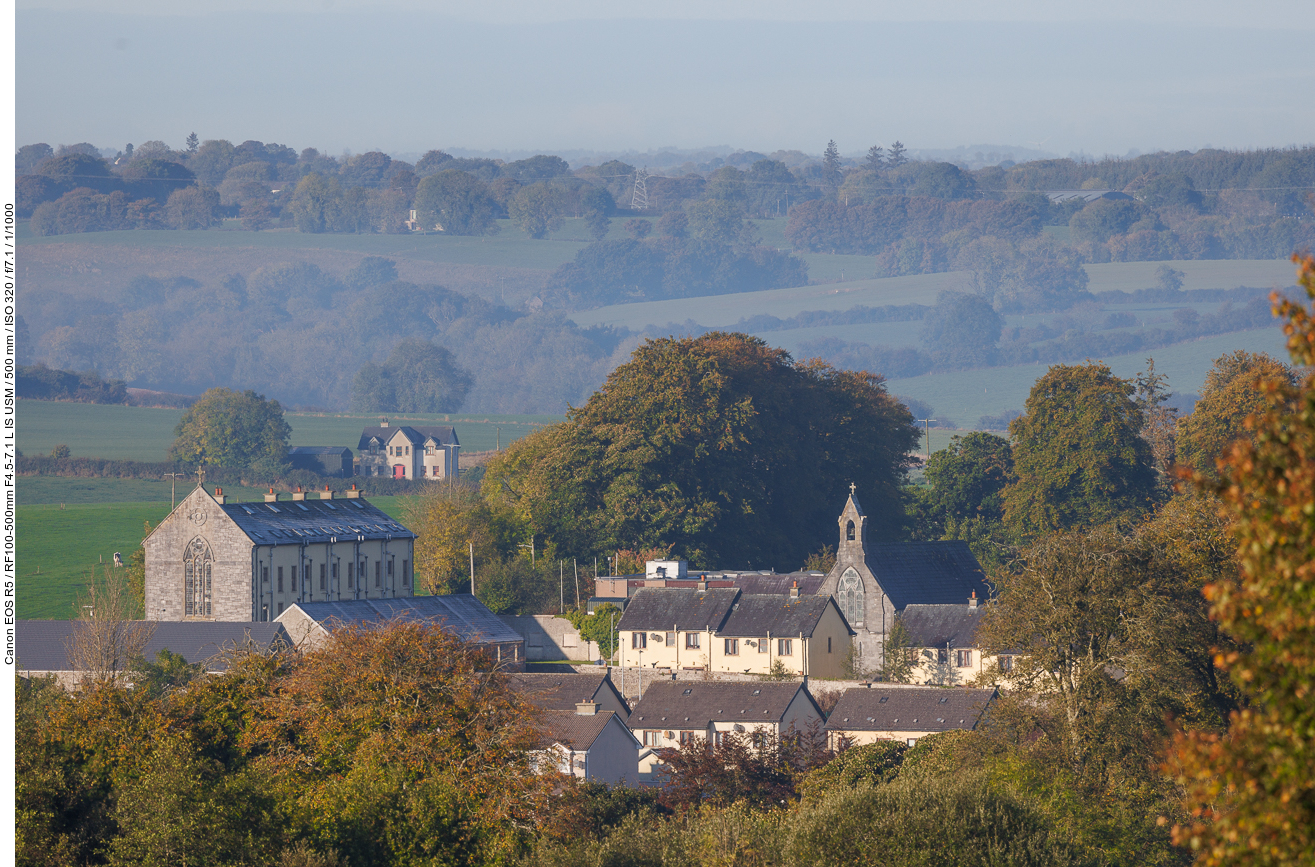 Blick auf das Örtchen Doneraile