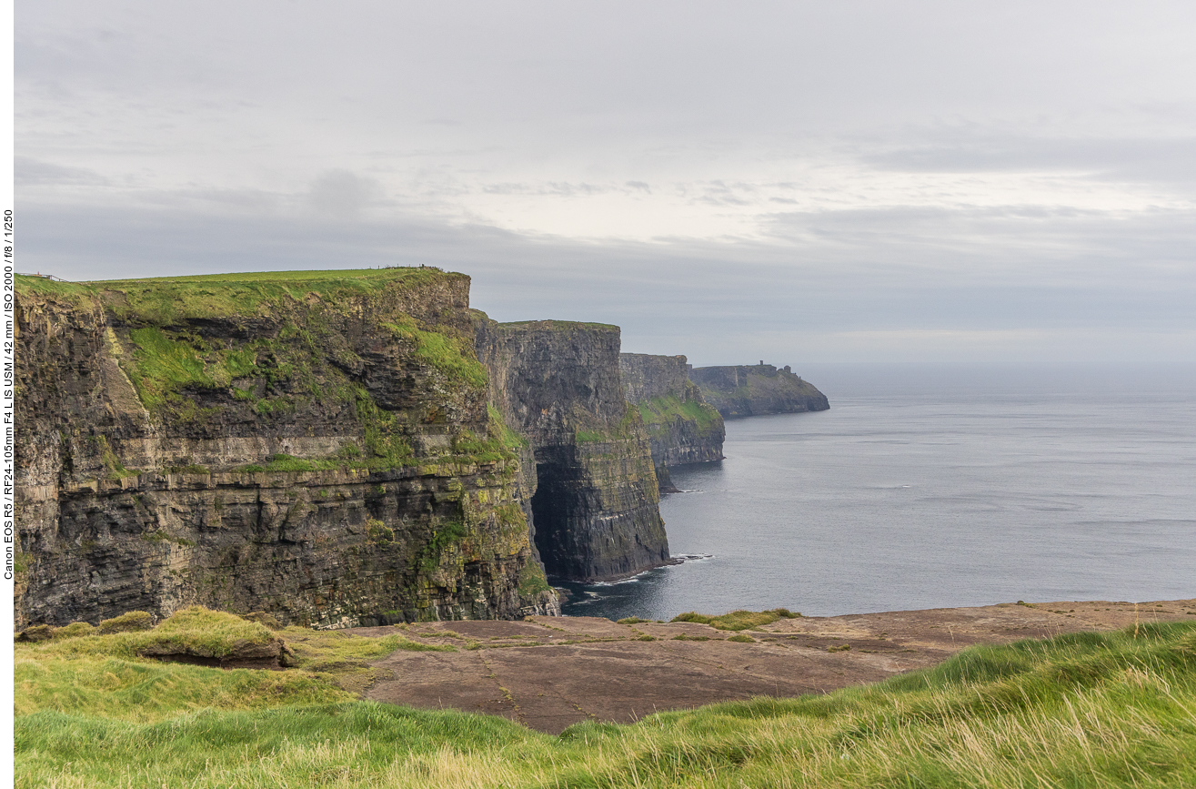 Viele Kilometer später erreichen wir die Cliffs of Moher