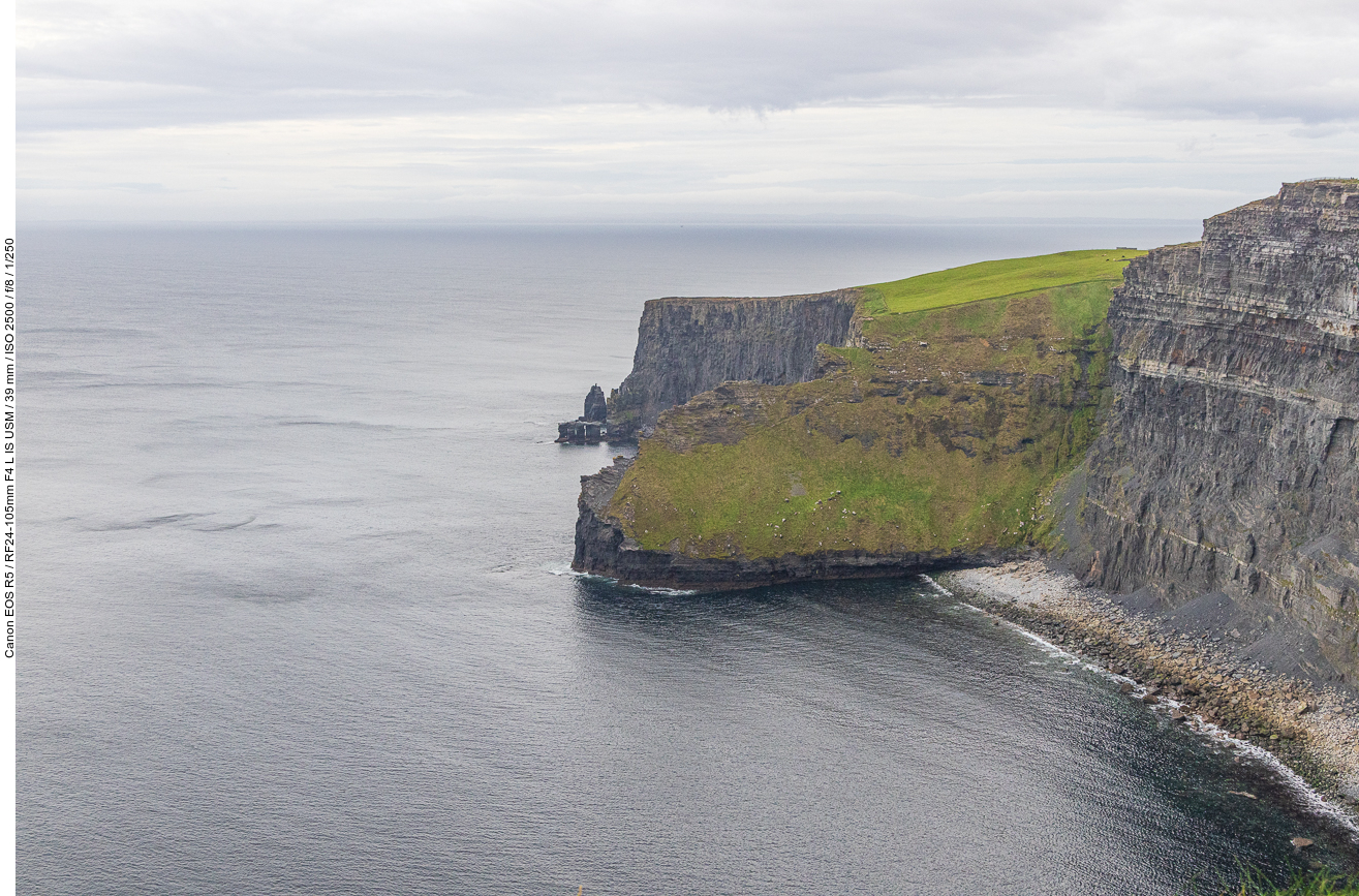 Die andere Seite der Cliffs of Moher ...