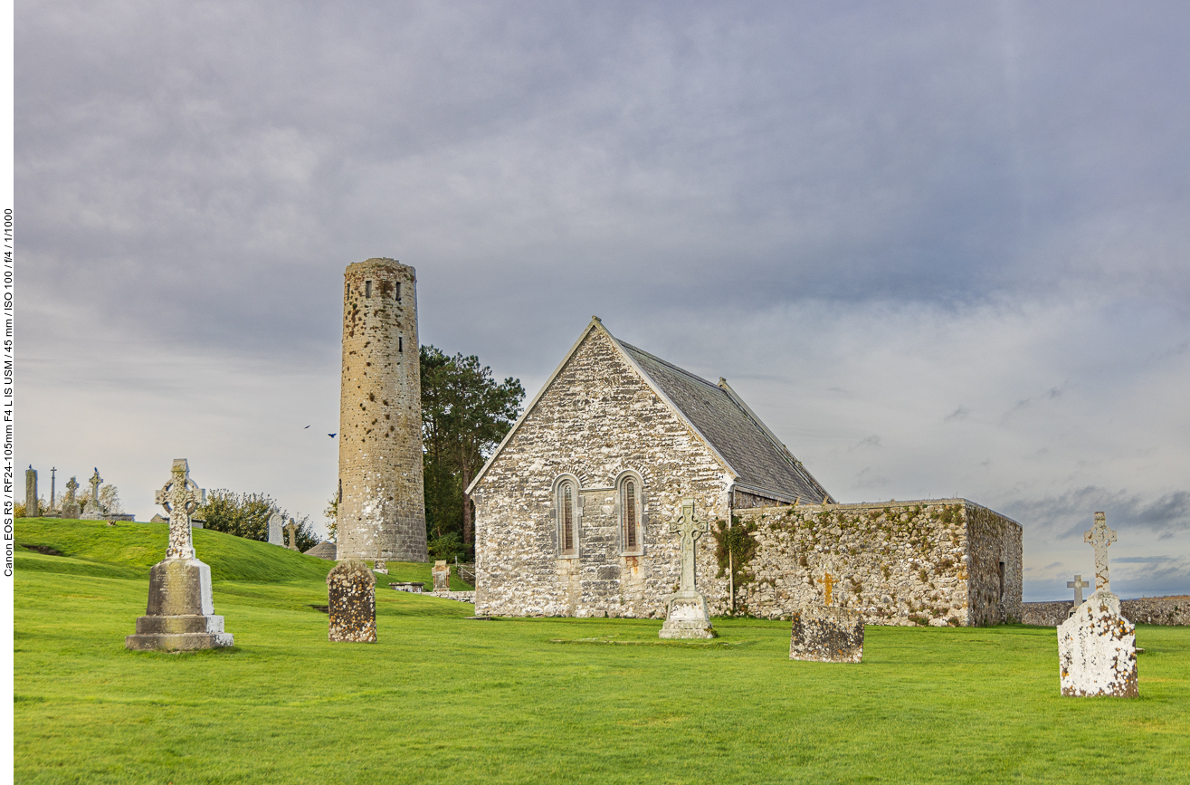 Clonmacnoise ist eine sehr gepflegte Anlage