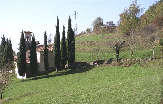 Kirche bei Vico