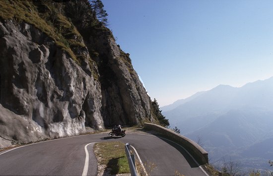 Auf der Sdrampe des Passo Campogrosso II