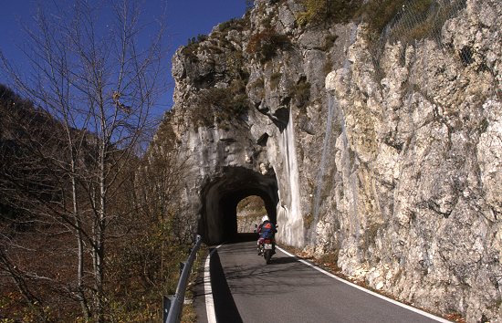 Auf der Sdrampe des Passo Campogrosso III