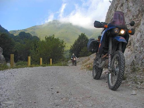 Wir fahren vom Manivapass aus wieder zurück zum Lago di Ledro