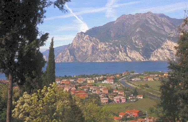 Schöner Ausblick auf den Gardasee