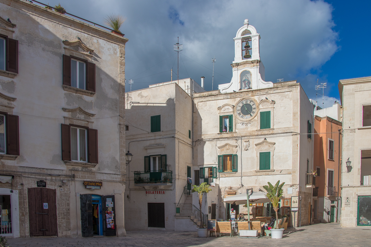 Café in Polignano 