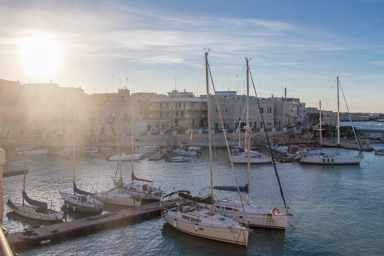 Im Hafen von Giovinazzo 