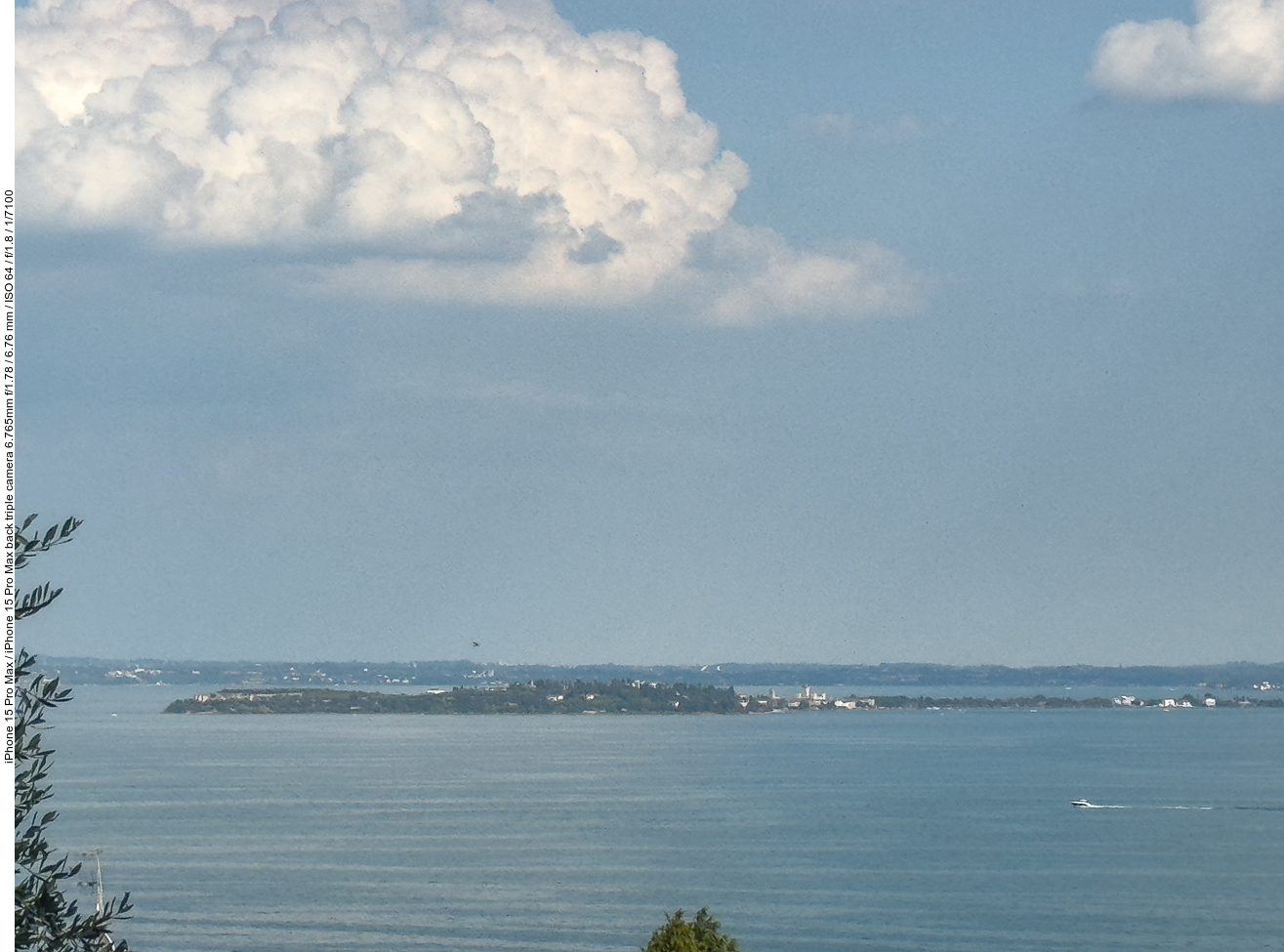 Blick vom Castello auf Sirmione