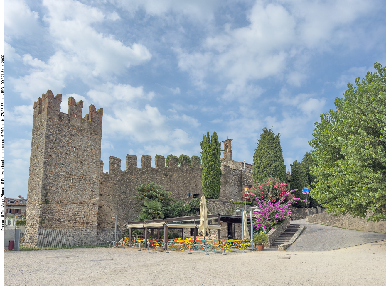 Bar hinter dem Castello