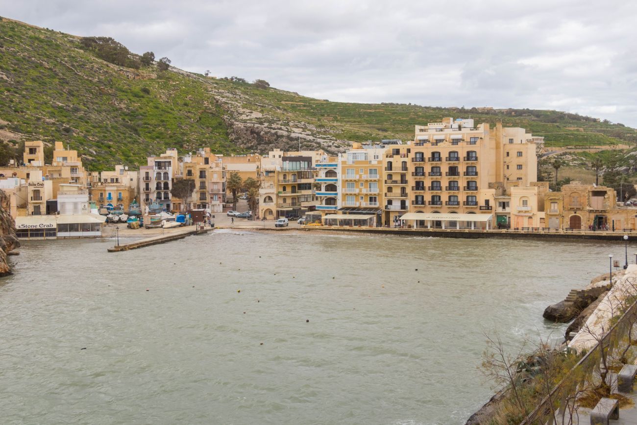 Blick auf die Bucht von Xlendi
