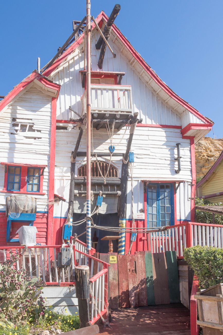 Das ganze "Dorf" besteht aus windschiefen Häusern