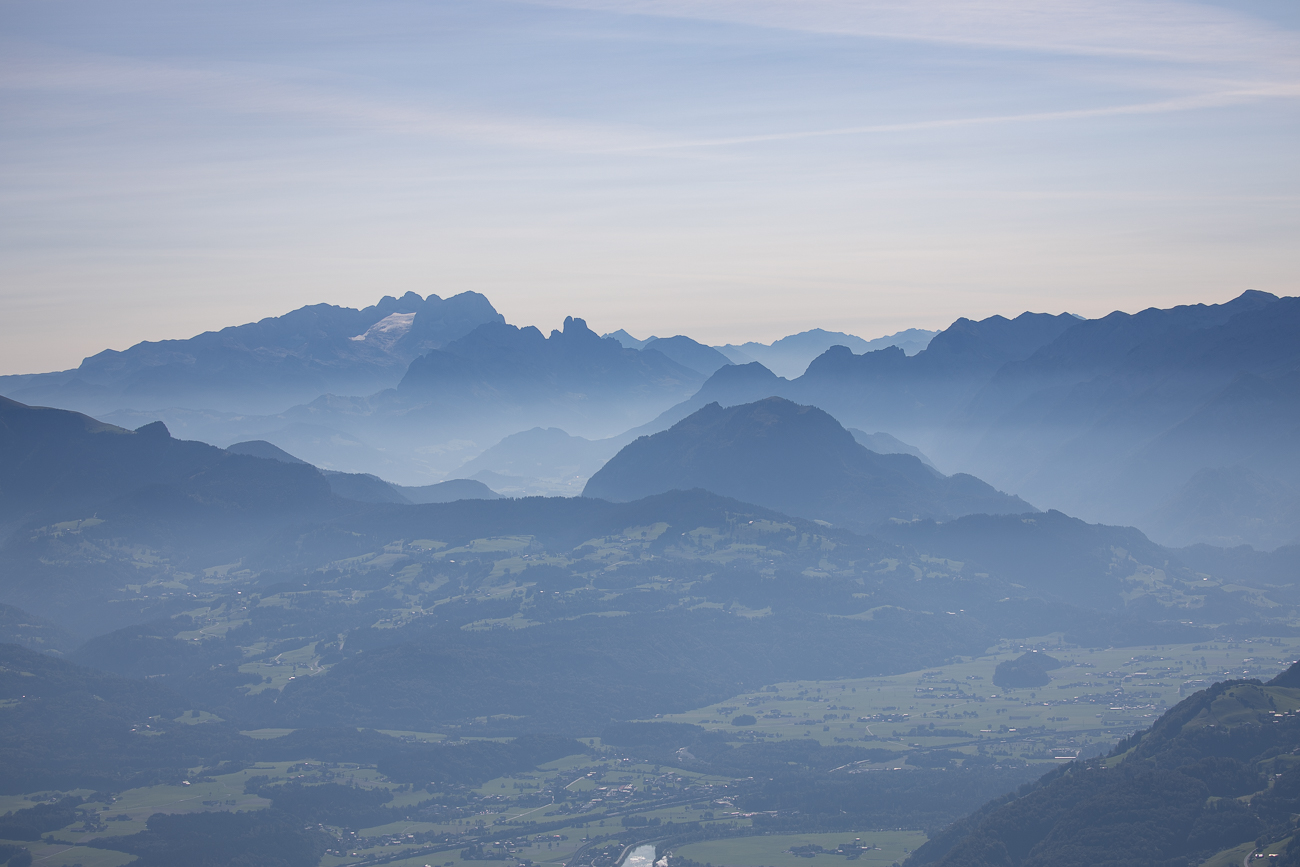 Blick auf die umgebenden Berge