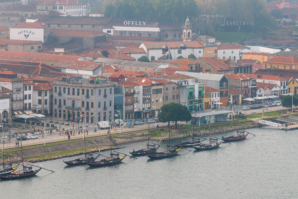 Nur noch Zierde, die alten Boote auf dem Douro 