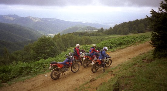 Von l. nach r.: Luigi, Frank und Brigitte. Dahinter meine Adventure