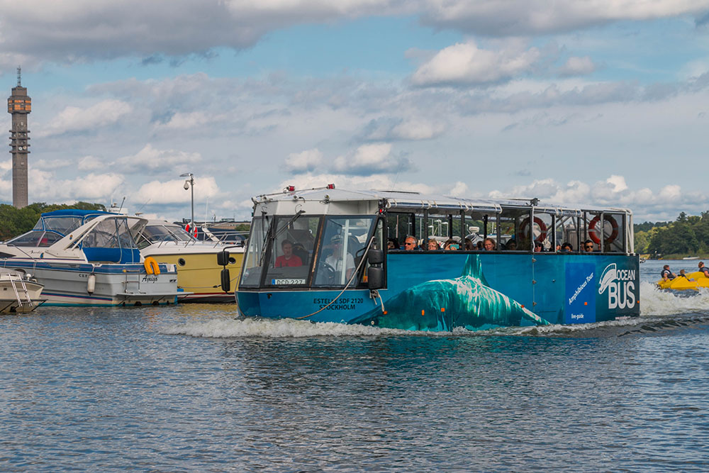 Schwimmender Bus ;-)