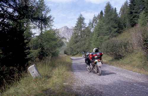 Schotterstrecke zwischen Sauris und der N619