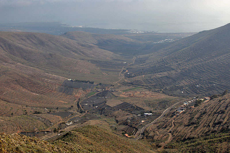 Mirador de los Valles, Ausblick in tiefe Täler
