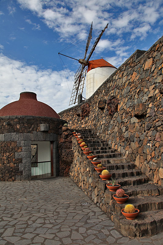 Treppe zur Windmühle