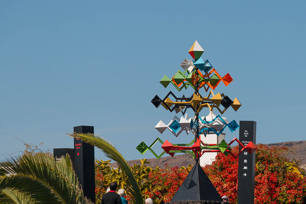 Skulptur des Künstlers