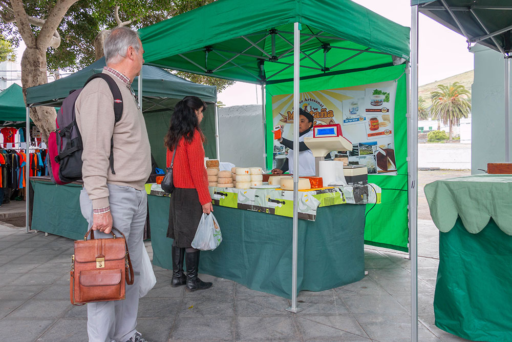 Auf dem Markt in Haría