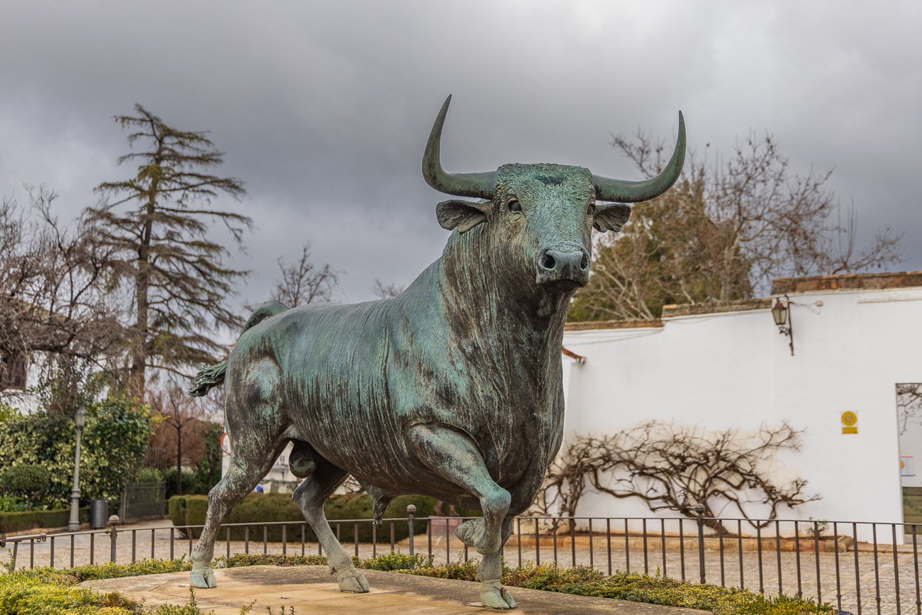 Monumento al Toro direkt an der Stierkampfarena