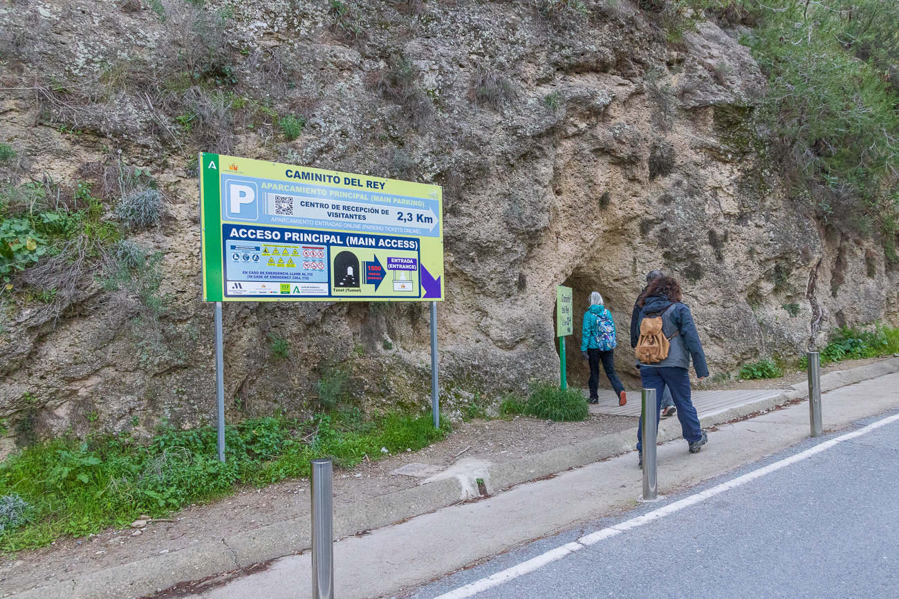 Nach dem wir mit dem Bus zum Startpunkt gafahren sind ...