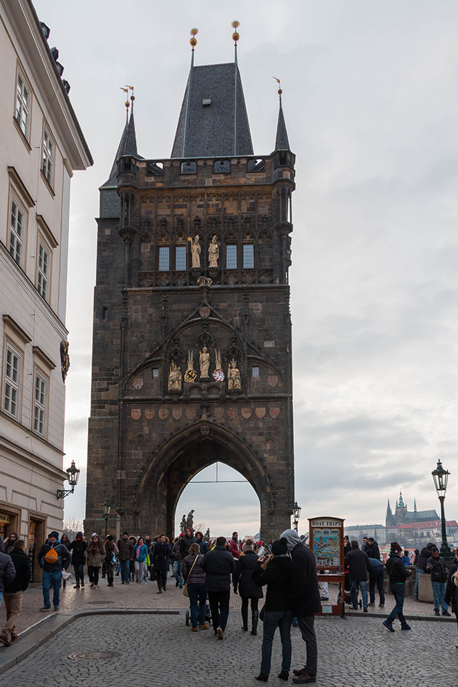 Zugang zur Karlsbrücke