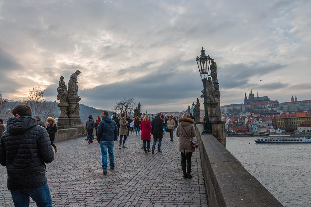 Auf der Karlsbrücke