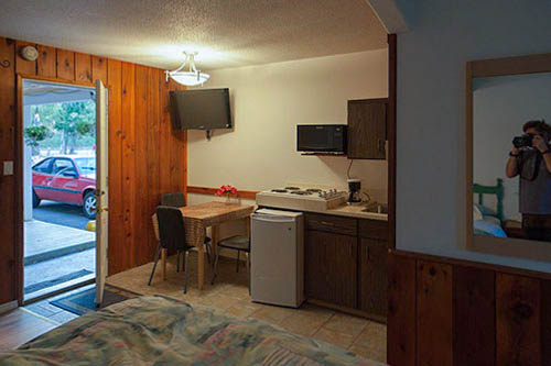 Cedar Motel