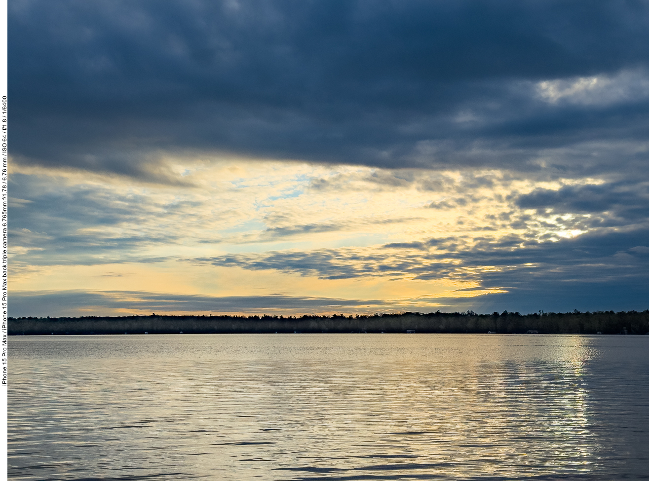 Noch versteckt sich die Sonne hinter den Wolken