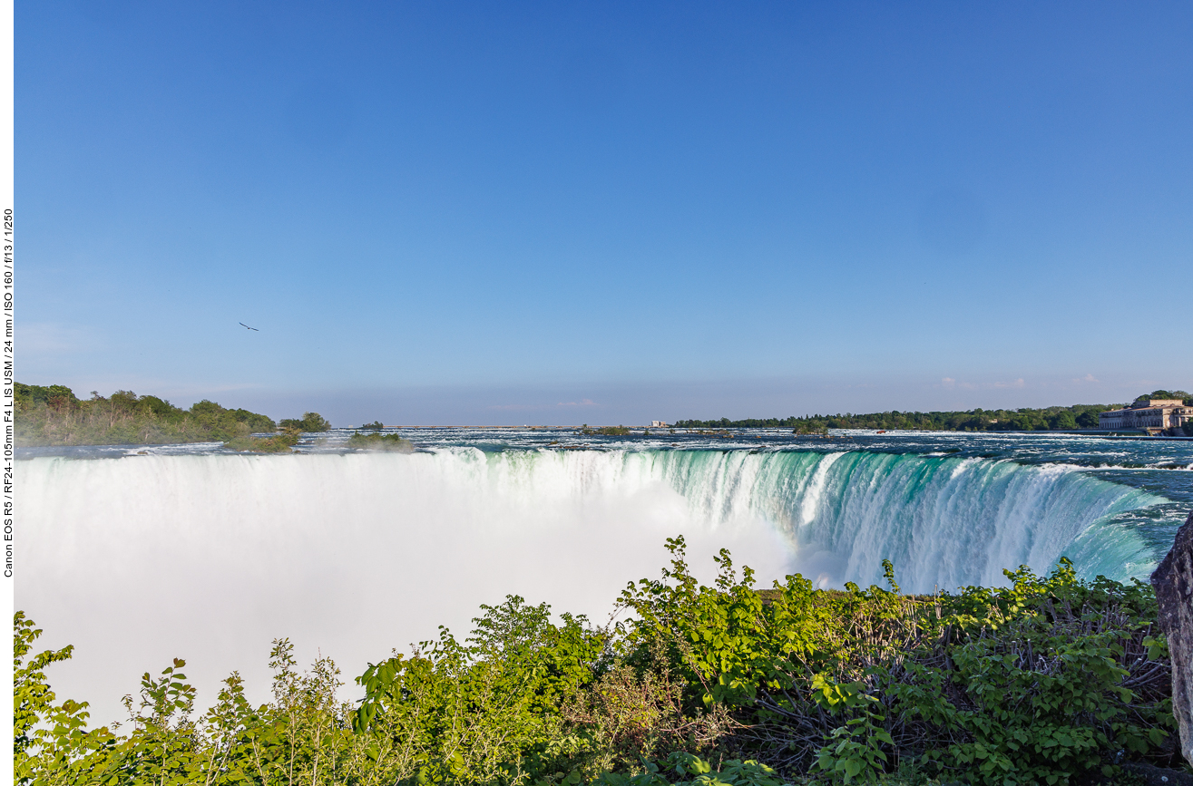 Die kanadische Seite der Fälle (Horseshoe Falls)