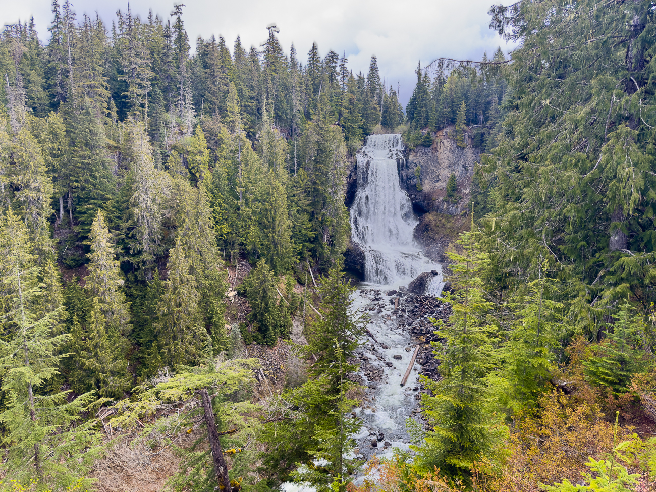 Die Alexander Falls nahe Olympic Parc, Whistler