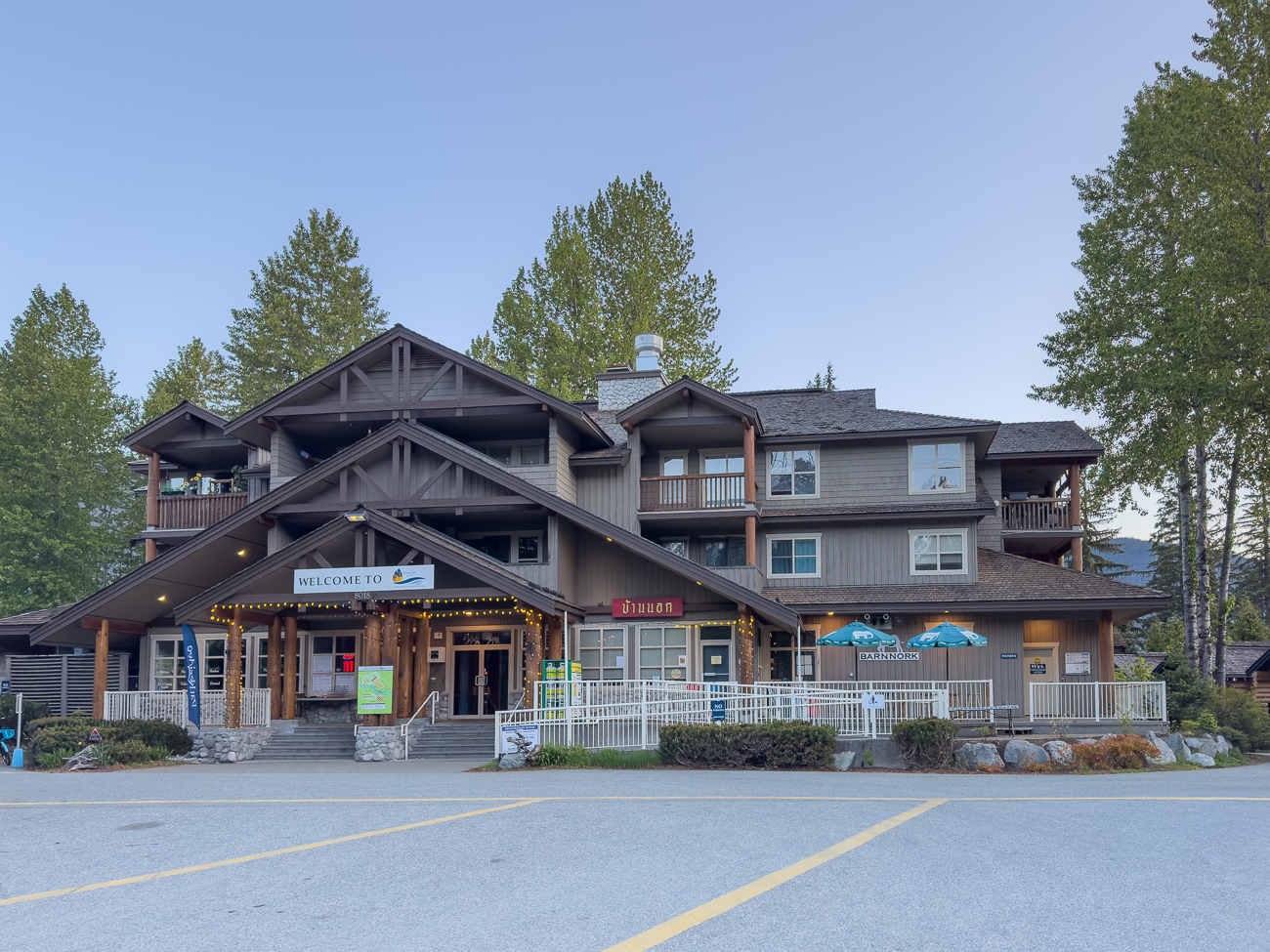 Früh am Morgen starten wir am Campingplatz in Whistler