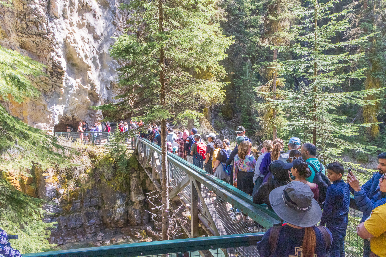 Für ein besseres Foto muss man sich ca. 30 Minuten anstellen, da verlassen wir lieber fluchtartig den Canyon ;-)