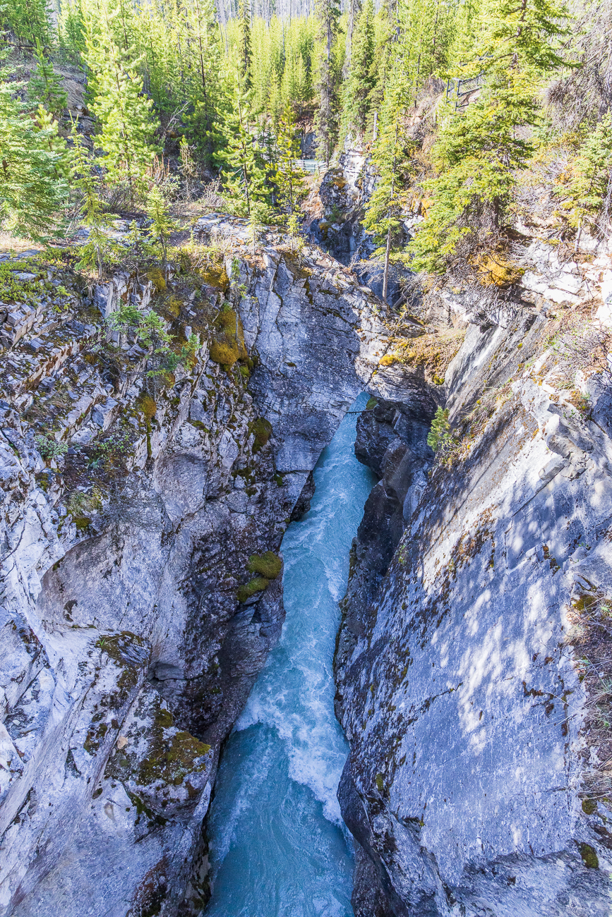 ... dort ist der Canyon ziemlich tief