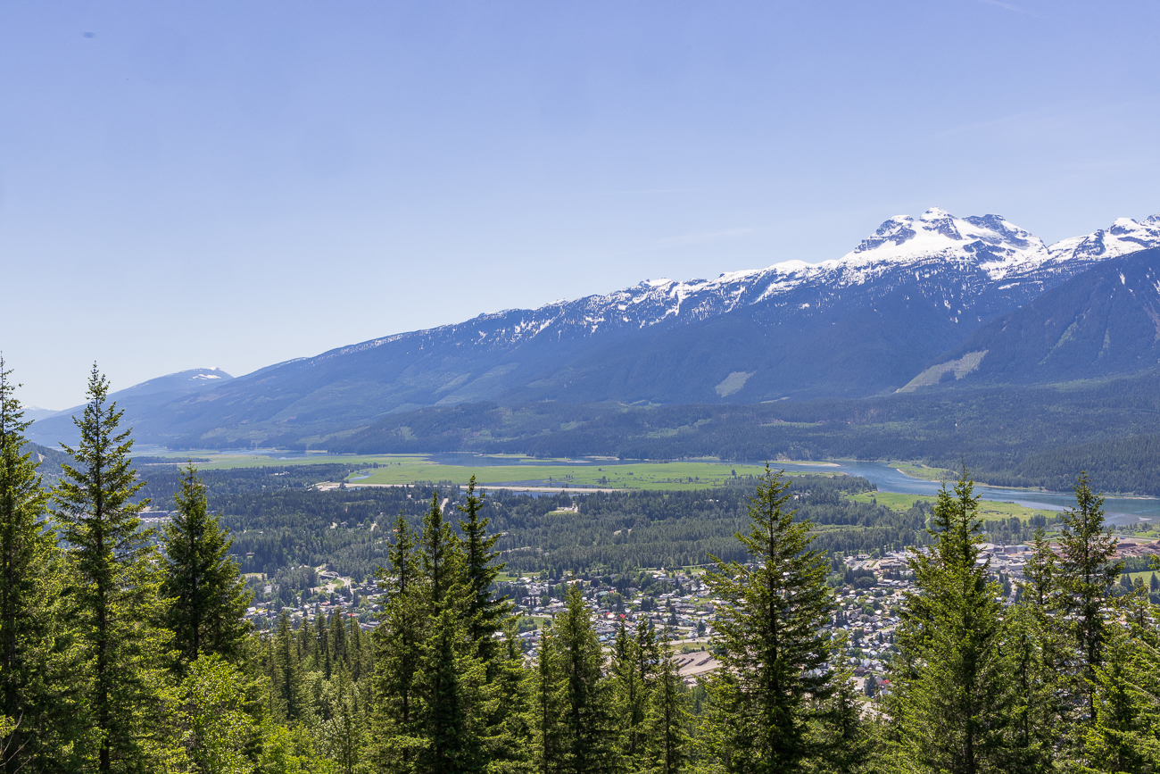 Man sieht auch den Columbia River ...
