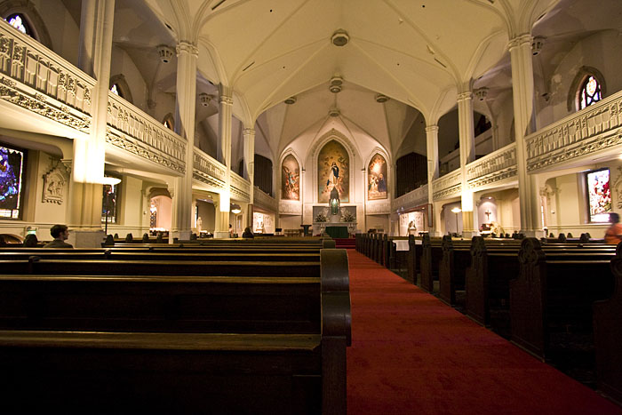 Im Inneren der Kirche