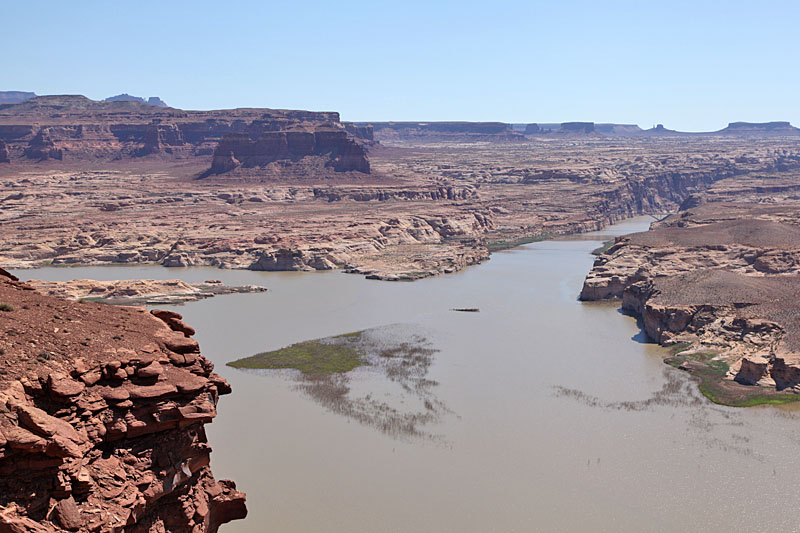 Hier sieht der Lake Powell ziemlich schmutzig aus