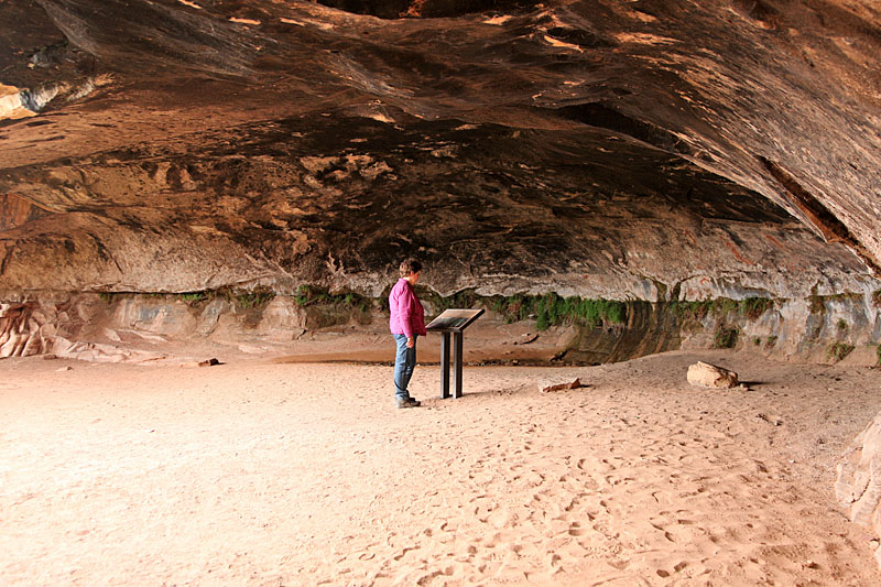 In dieser Höhle haben schon in viel früherer Zeit Menschen gelebt