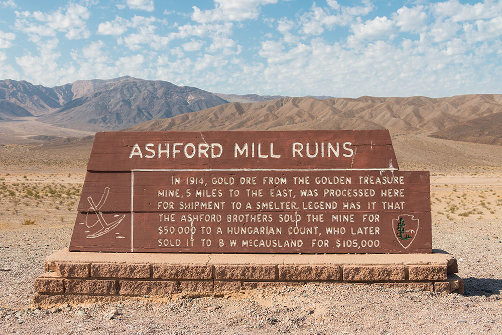 Die Ashford Mill Ruins ..