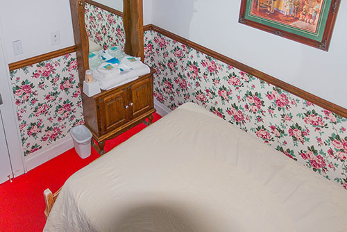 Bridgeport Inn