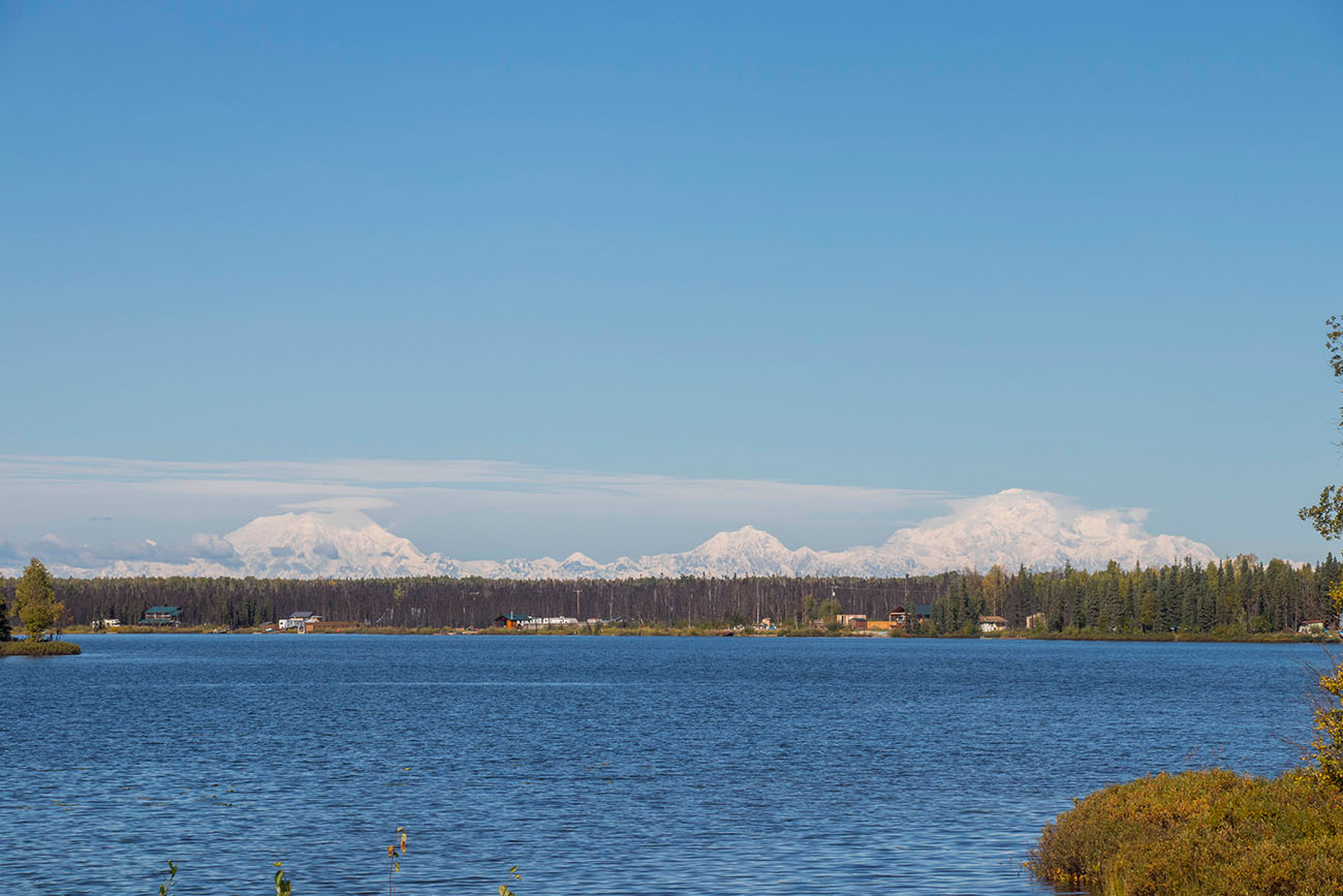 Am Horizont sieht man die Alaska-Range ... 