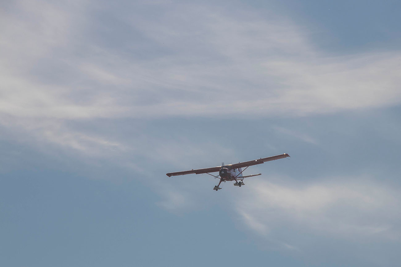 Der Flieger kommt gerade von einer Gletschertour zurück 