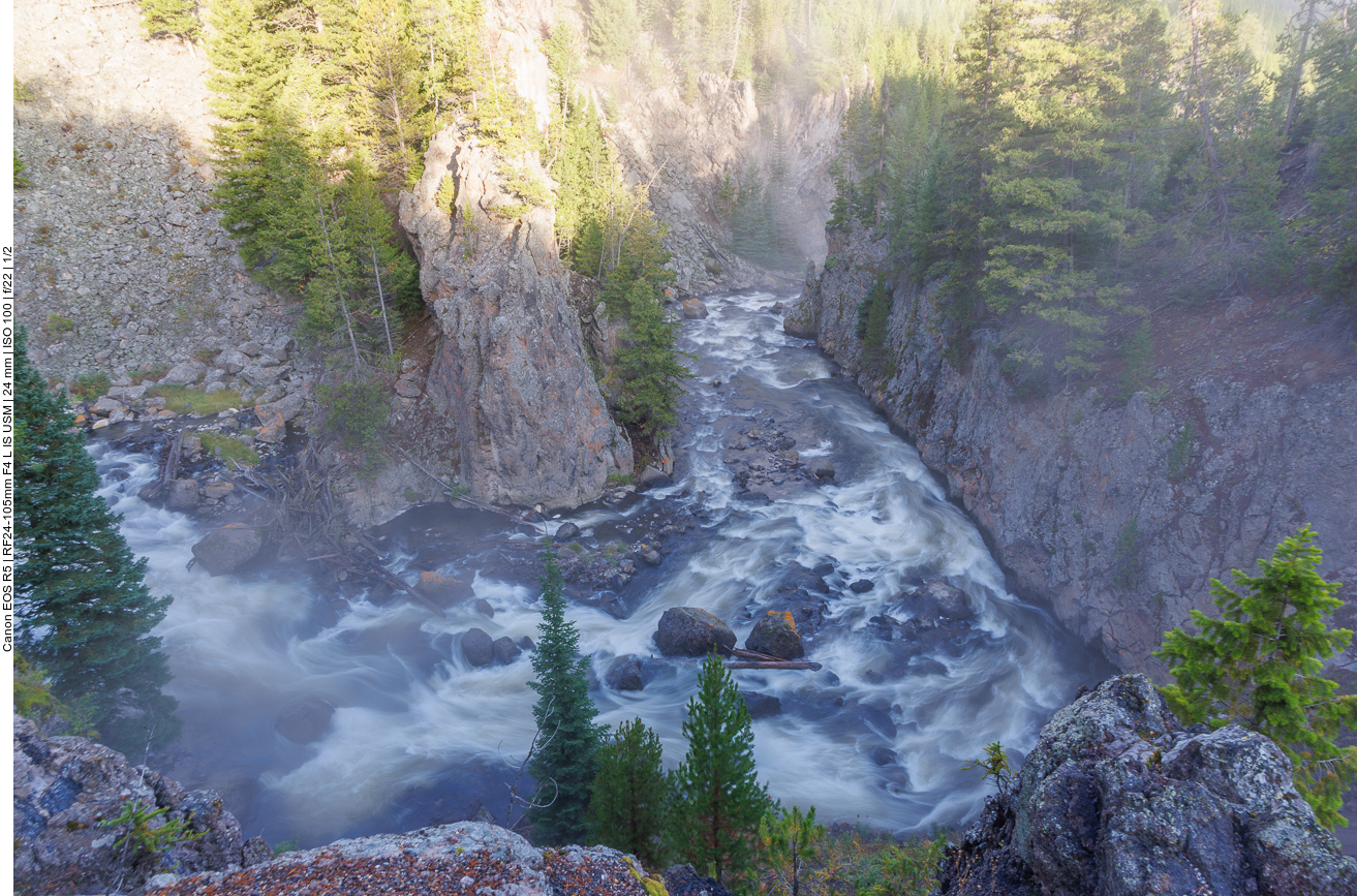 Hier stürzt der Firehole River ...