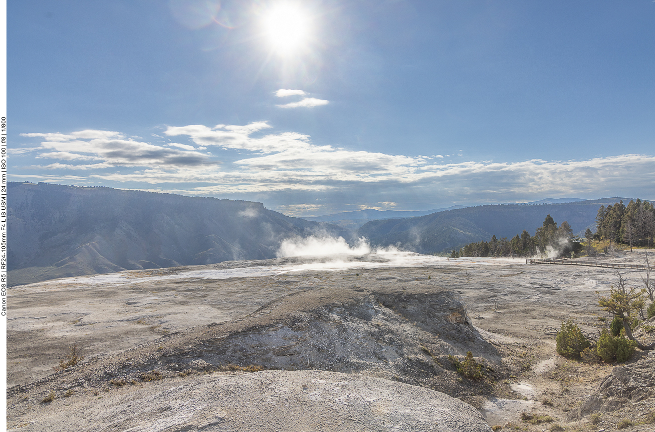 An den Geyser-Terrassen in Mammoth Hot Springs