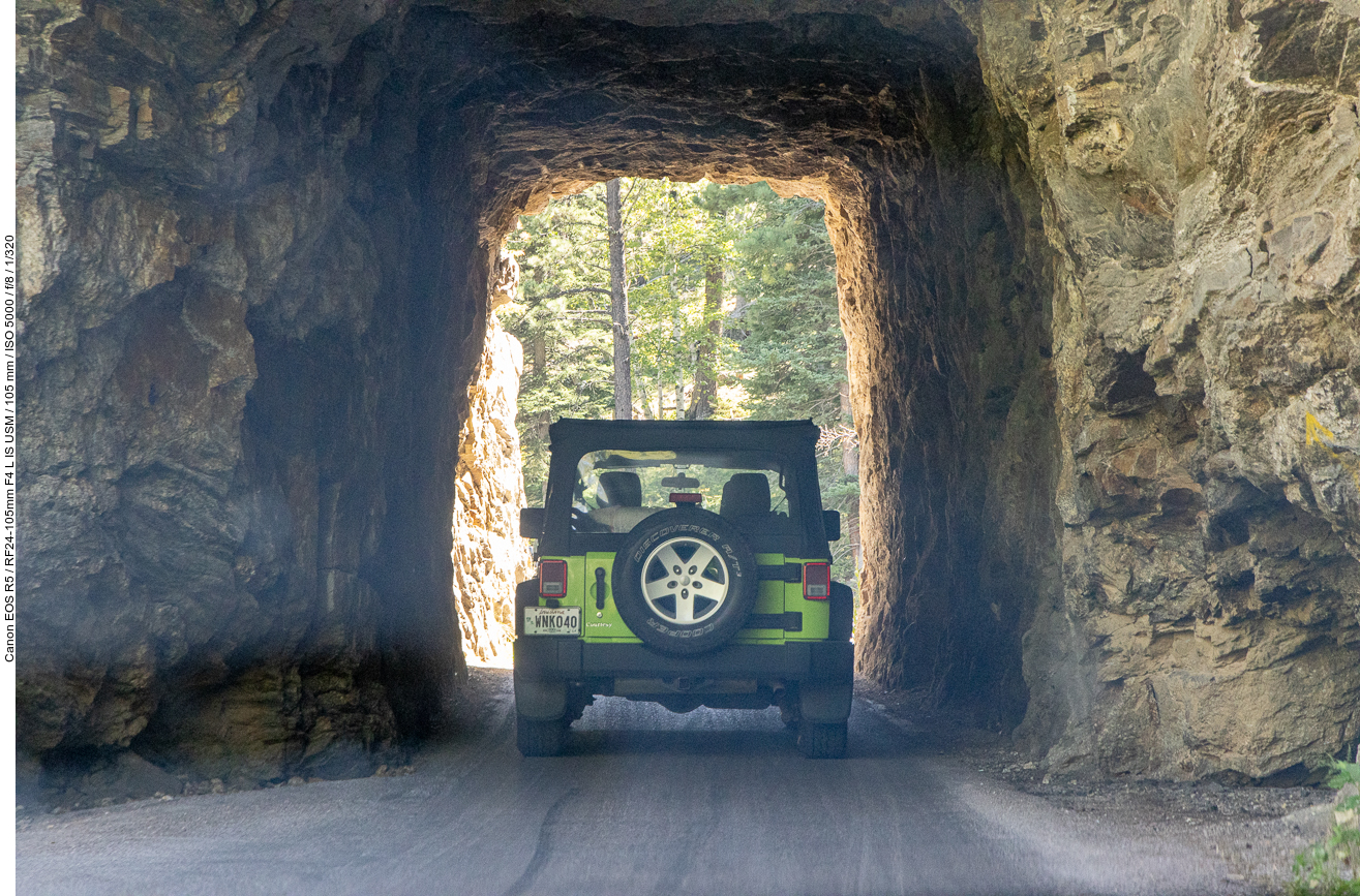 ... bis wir den "Iron Creek Tunnel" erreichen. Hier ist allerdings nicht so viel los, wie am Tunnel zuvor